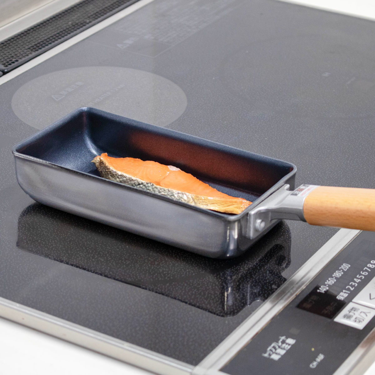 谷口金属工業 卵焼き器 IH対応 フッ素加工 ラクミ スリムな玉子焼き器