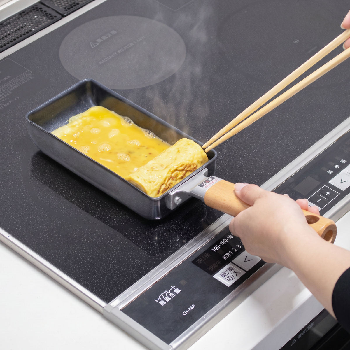 谷口金属工業 卵焼き器 IH対応 フッ素加工 ラクミ スリムな玉子焼き器