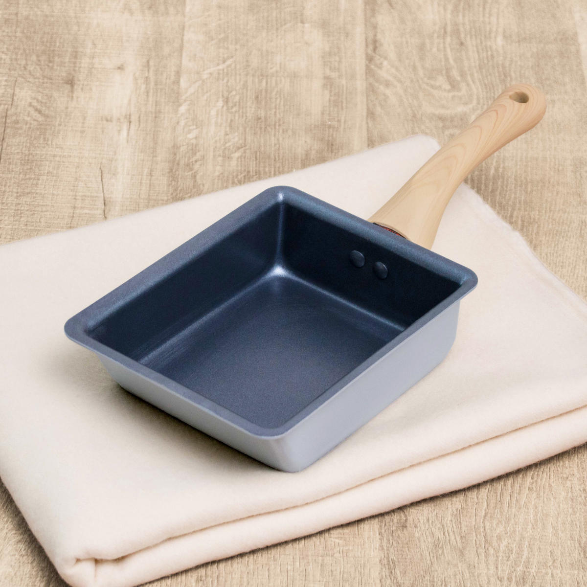 谷口金属工業 卵焼き器 13×18cm IH対応 フッ素加工 ラクミ 深い玉子焼