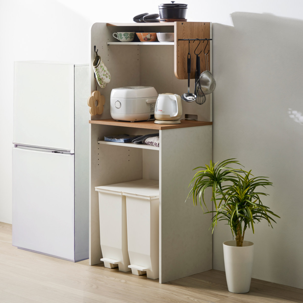 朝日木材加工 ゴミ箱上ラック 幅59cm 木目調 キッチンラック 収納棚