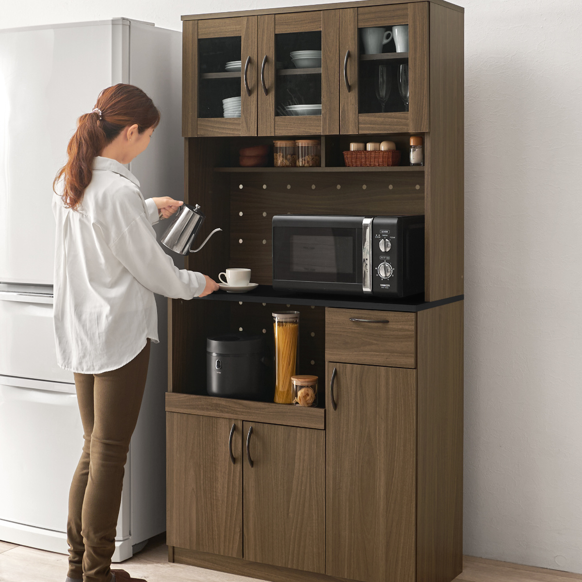 キッチンボード 幅89cm 鏡面白×こげ茶 家電ボード 食器棚キッチン収納 d
