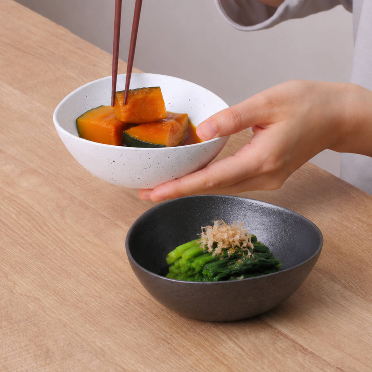 高級大深皿未使用 鉢 むすび鉢 中 （ 13cm 食洗機対応 電子レンジ対応 アルミ 陶器風