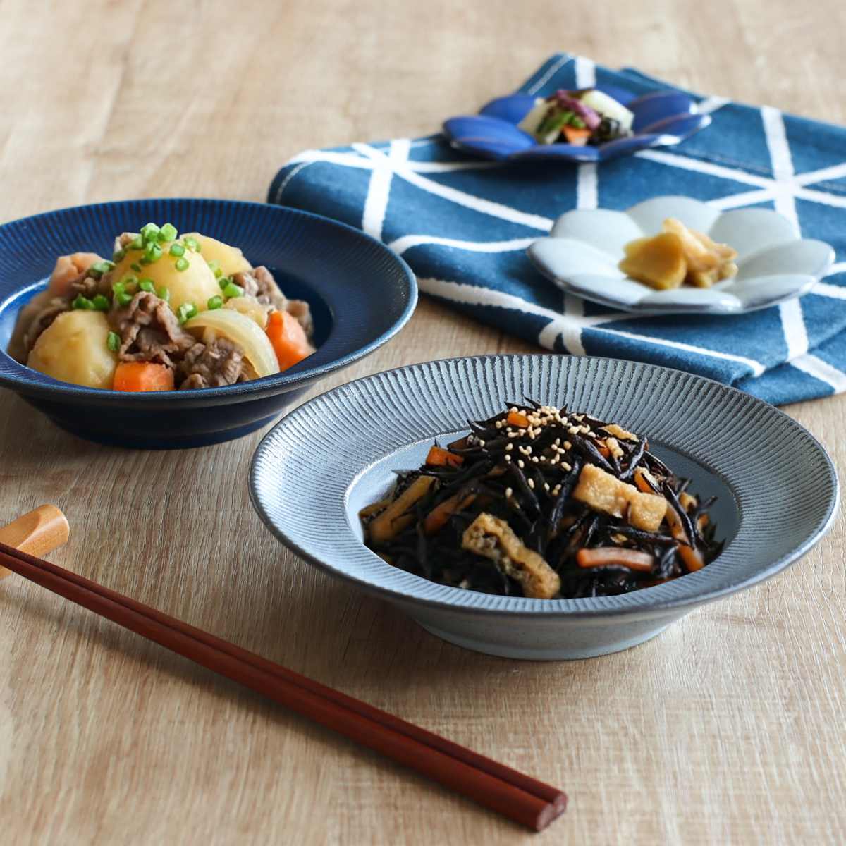   お皿　大1枚　小6枚 皿 千菊深皿 17cm （ 食洗機対応 電子レンジ対応 陶器風 アルミ 深皿