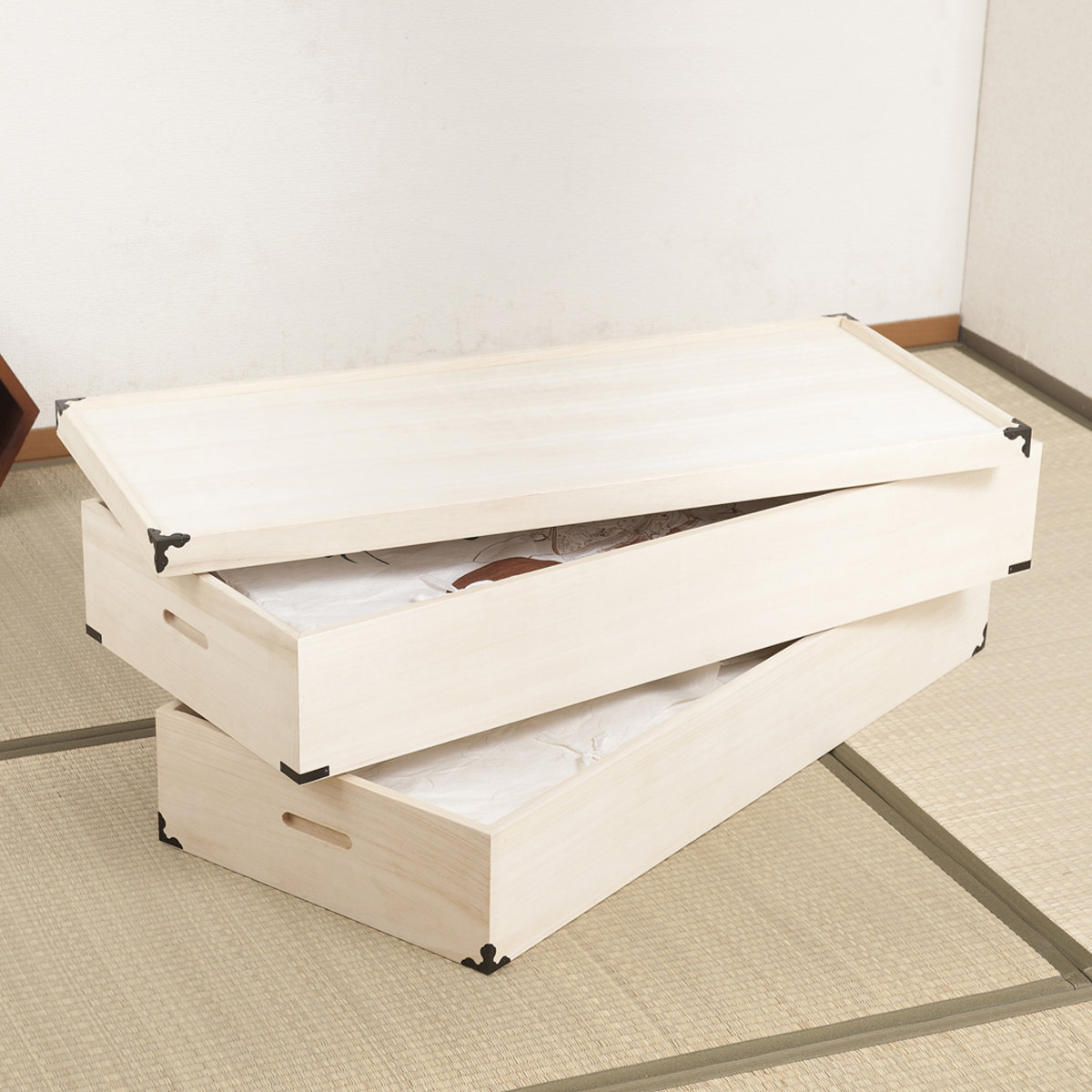 桐 衣装ケース 幅91cm 2段 高さ30cm 衣裳箱 隅金具付 天然木 完成品