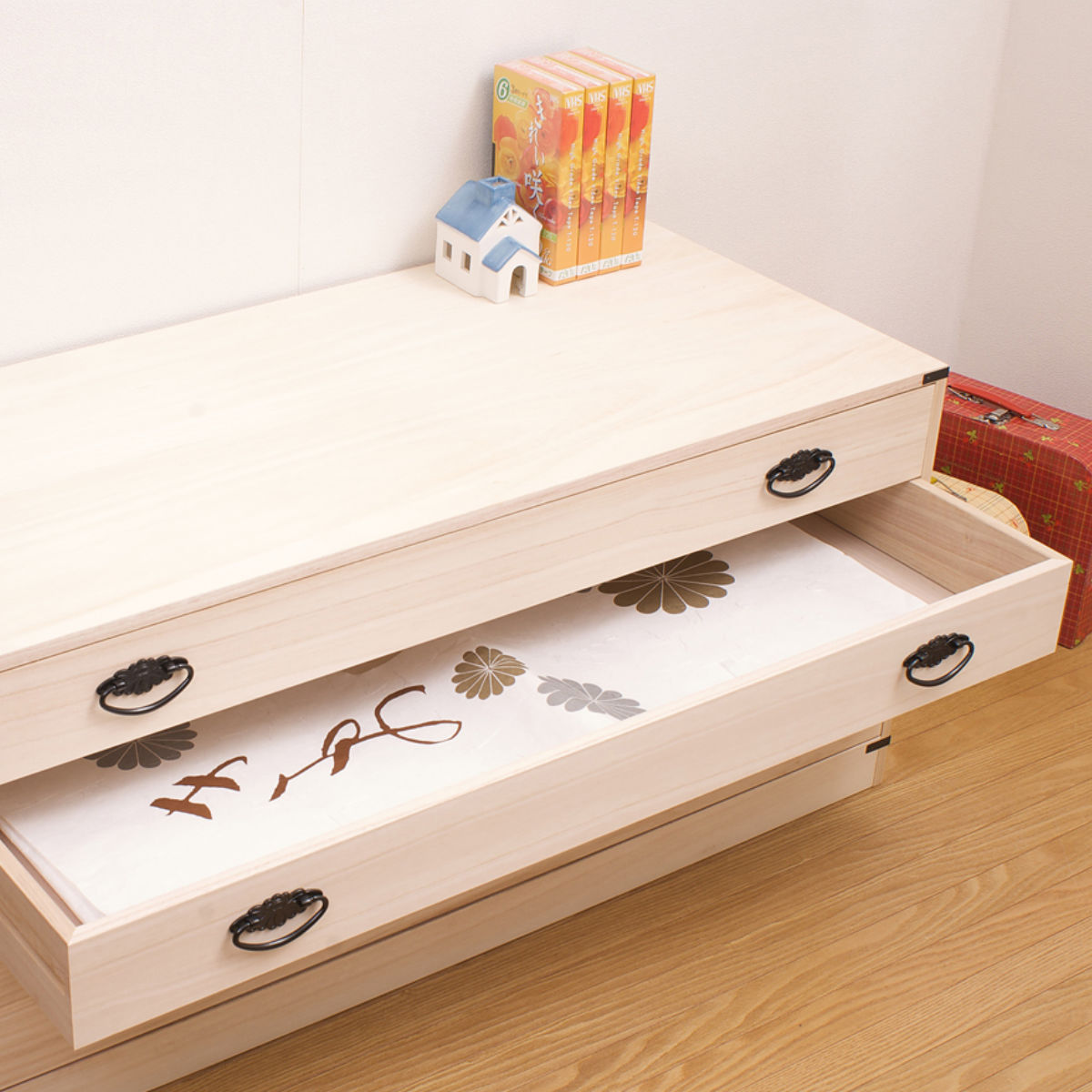 桐たんす 着物用 浅型 3段 桐タンス 台輪あり 日本製 幅99cm （ 桐箪笥