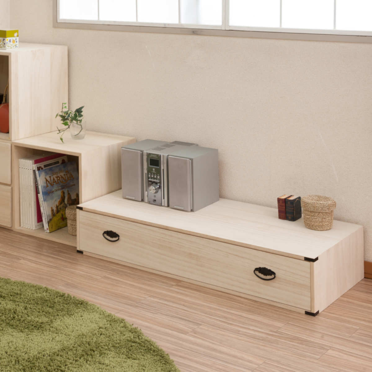 洋服箪笥　収納　桐 桐タンス 幅76.5cm 4段 キャスター付 日本製 完成品 （ 桐チェスト 桐