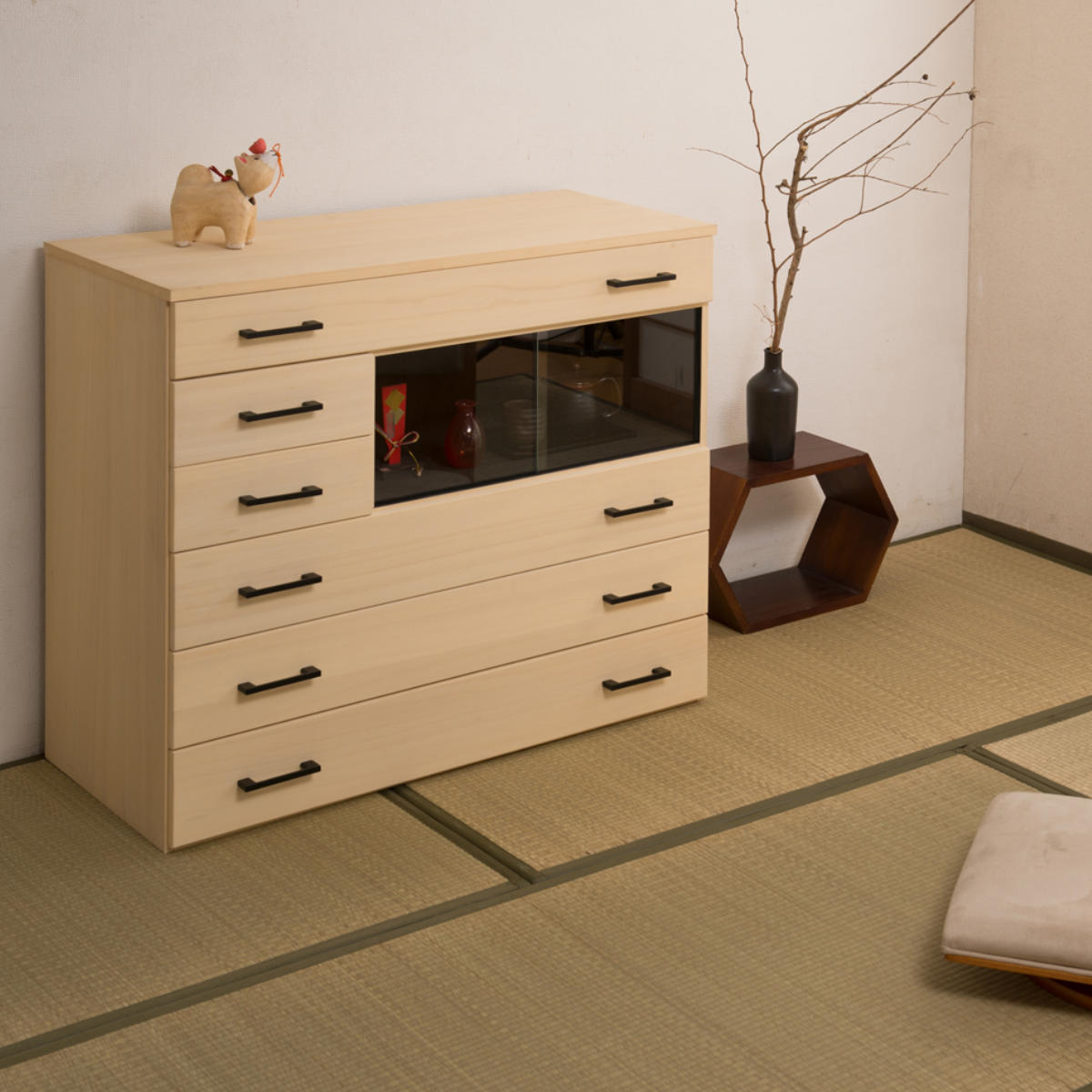 桐タンス 6段 桐チェスト 和モダン ガラス引き戸 日本製 茶の香 幅98cm