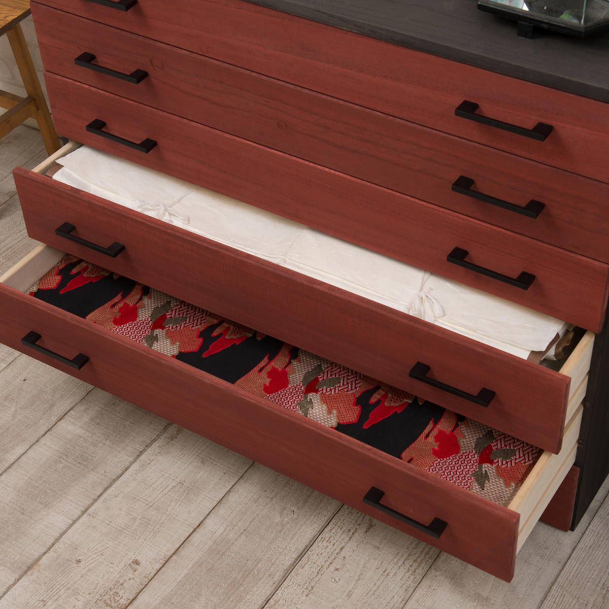 桐タンス 6段 桐チェスト 和モダン 朱塗り前板 日本製 朱雀 幅98cm