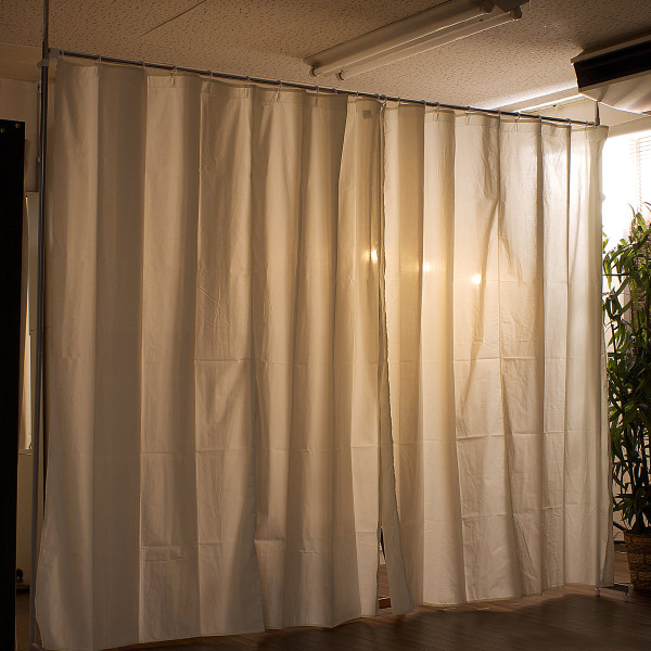 突っ張り カーテンポール 間仕切り 伸縮 （ つっぱり カーテンレール