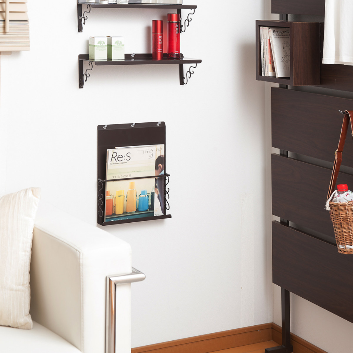 マガジンラック 壁掛けマガジンディスプレイ 小 2個入り （ 石膏ボード