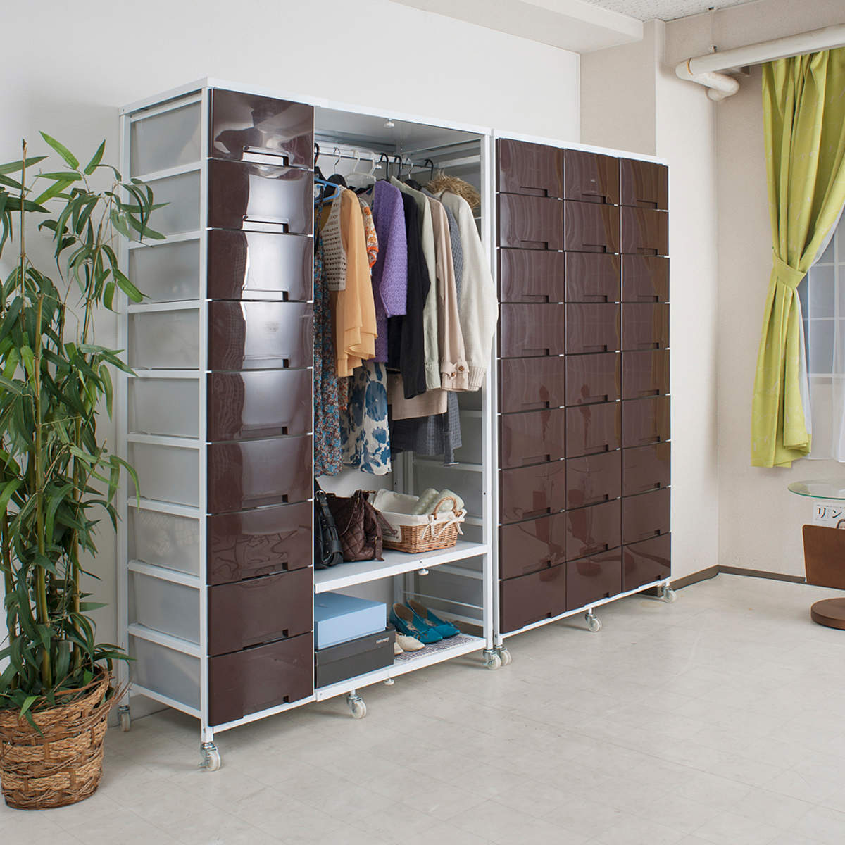 モダンデザイン チェスト 9引き出し 収納ケース ハンガー付きプラスチックチェスト 引き出し 9段 高さ181cm