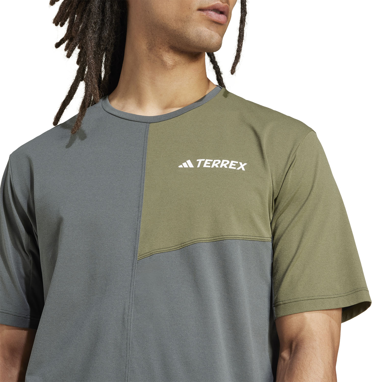 adidas テレックス マルチ クライマクール半袖Tシャツ JE0395