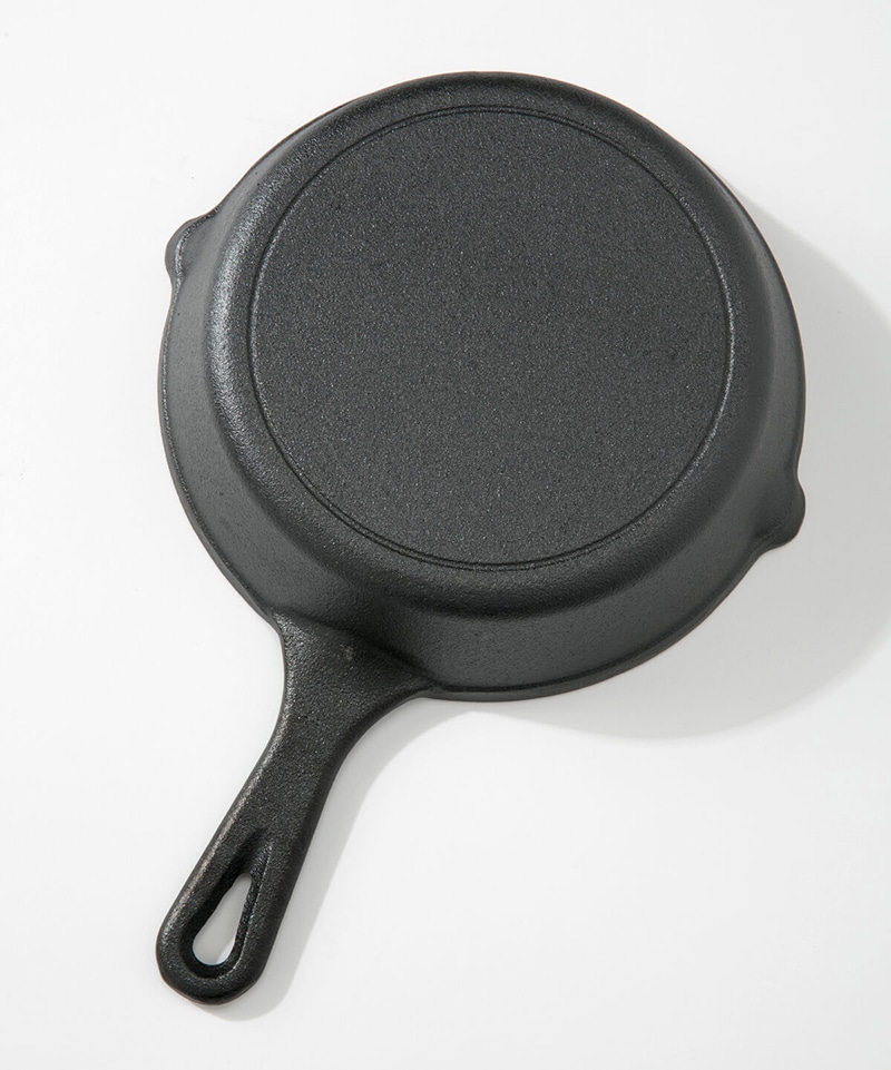 チャムス CHUMS Skillet 8inch 8インチ スキレット キャンプ 鉄板 フライパン CH621809 | 山とアウトドア専門店 ロッジ