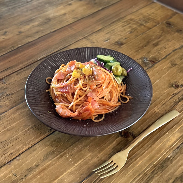 楽天市場】深さのあるパスタ皿 21cm 油滴ブラック カレー皿 和