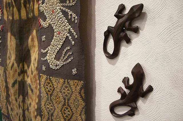アジアン雑貨 バリ インテリア雑貨 壁飾り エスニック ヤモリ 木製 