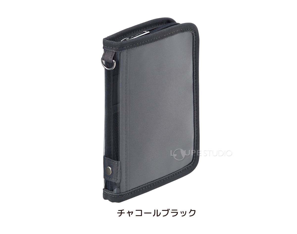 ストラップが付けられるD 型リング
