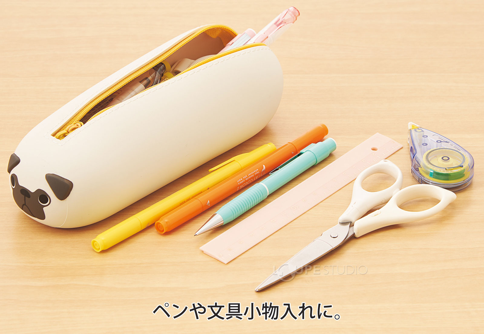 ペンや文具小物入れに。 