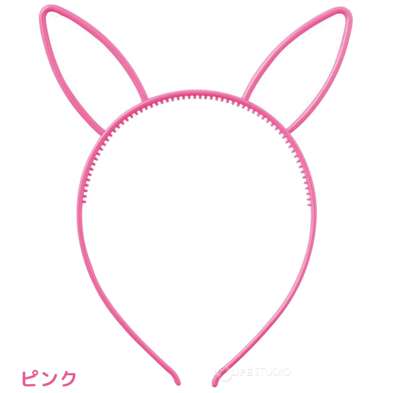 接着剤や両面テープで飾り付ける 