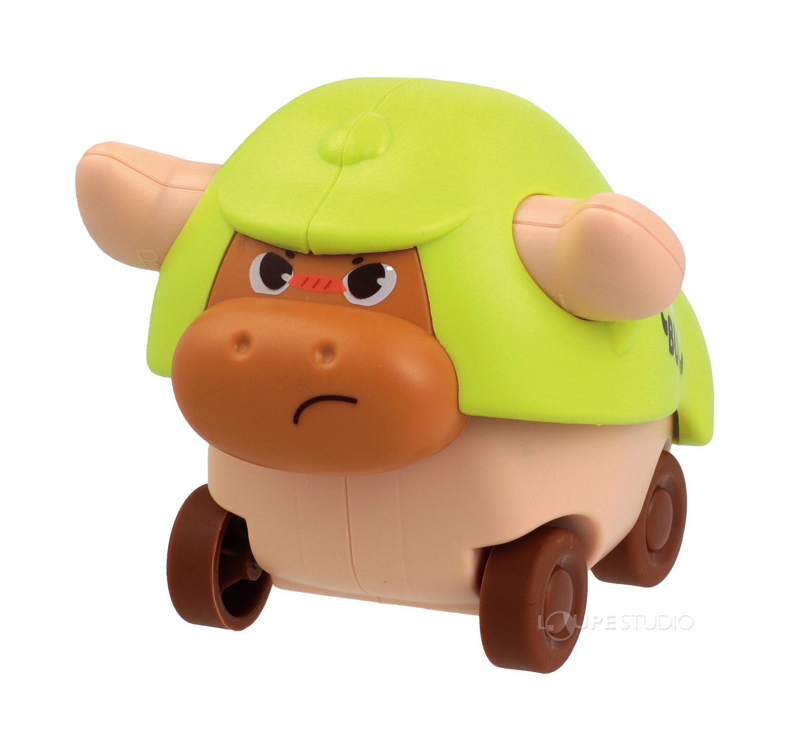 勢いよく走るアクションおもちゃ!