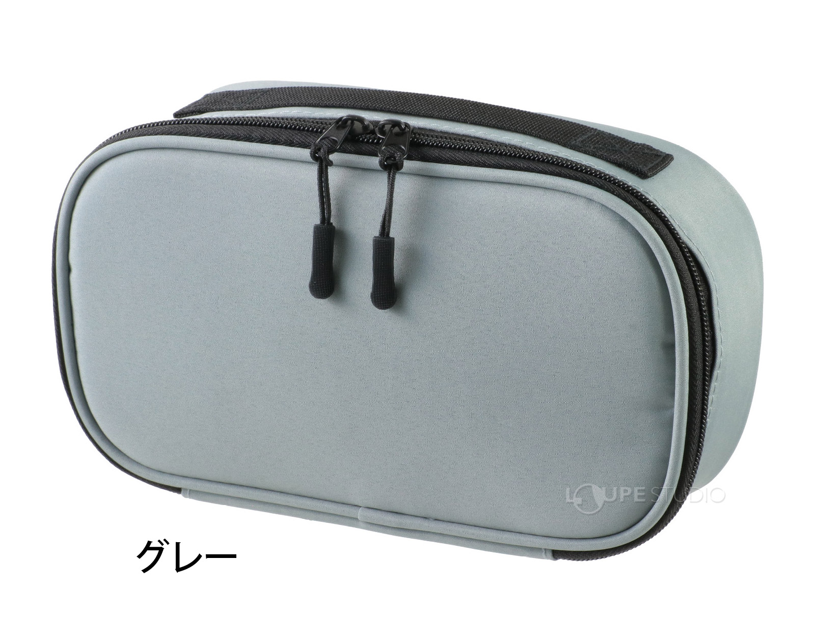 グレー