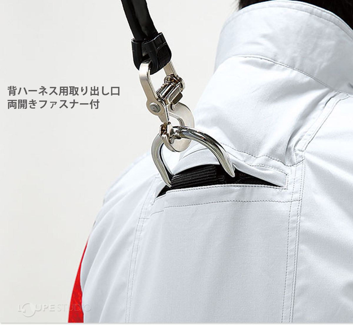 両開きファスナー付