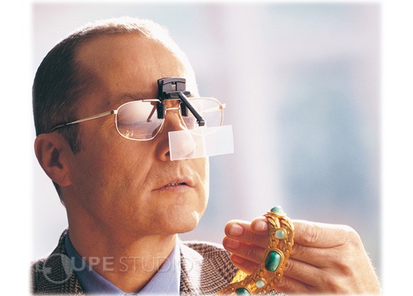 ラボ・クリップ labo-clip クリップ レンズ 2枚セット 2・2.5倍 眼鏡に