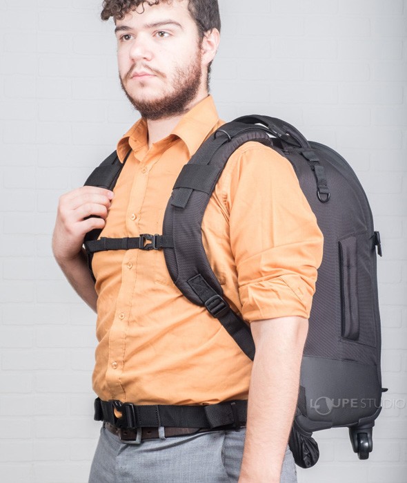 4輪トローリーと背負えるバックパック 