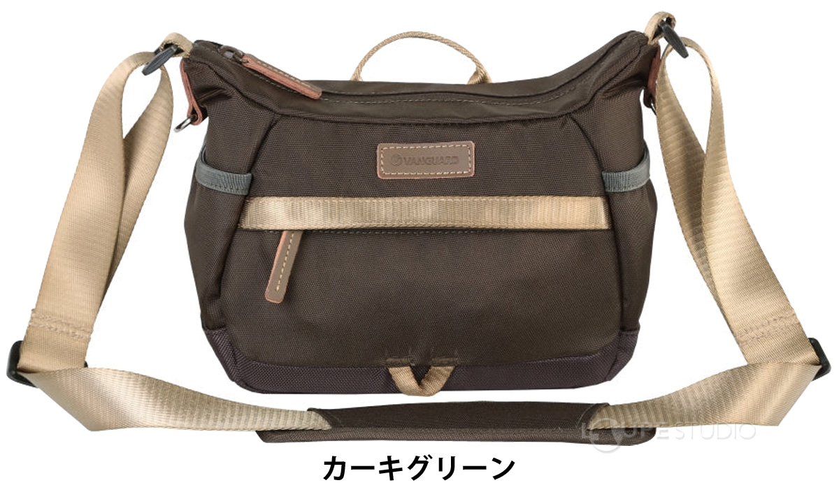 カーキグリーン 