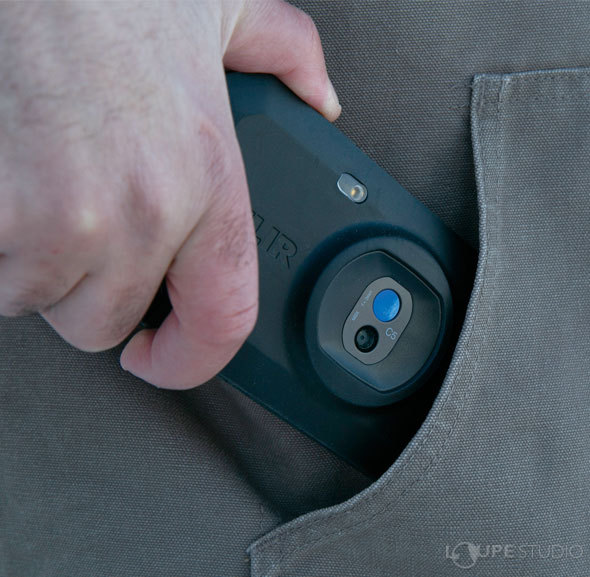 ポケットに入れるイメージ 