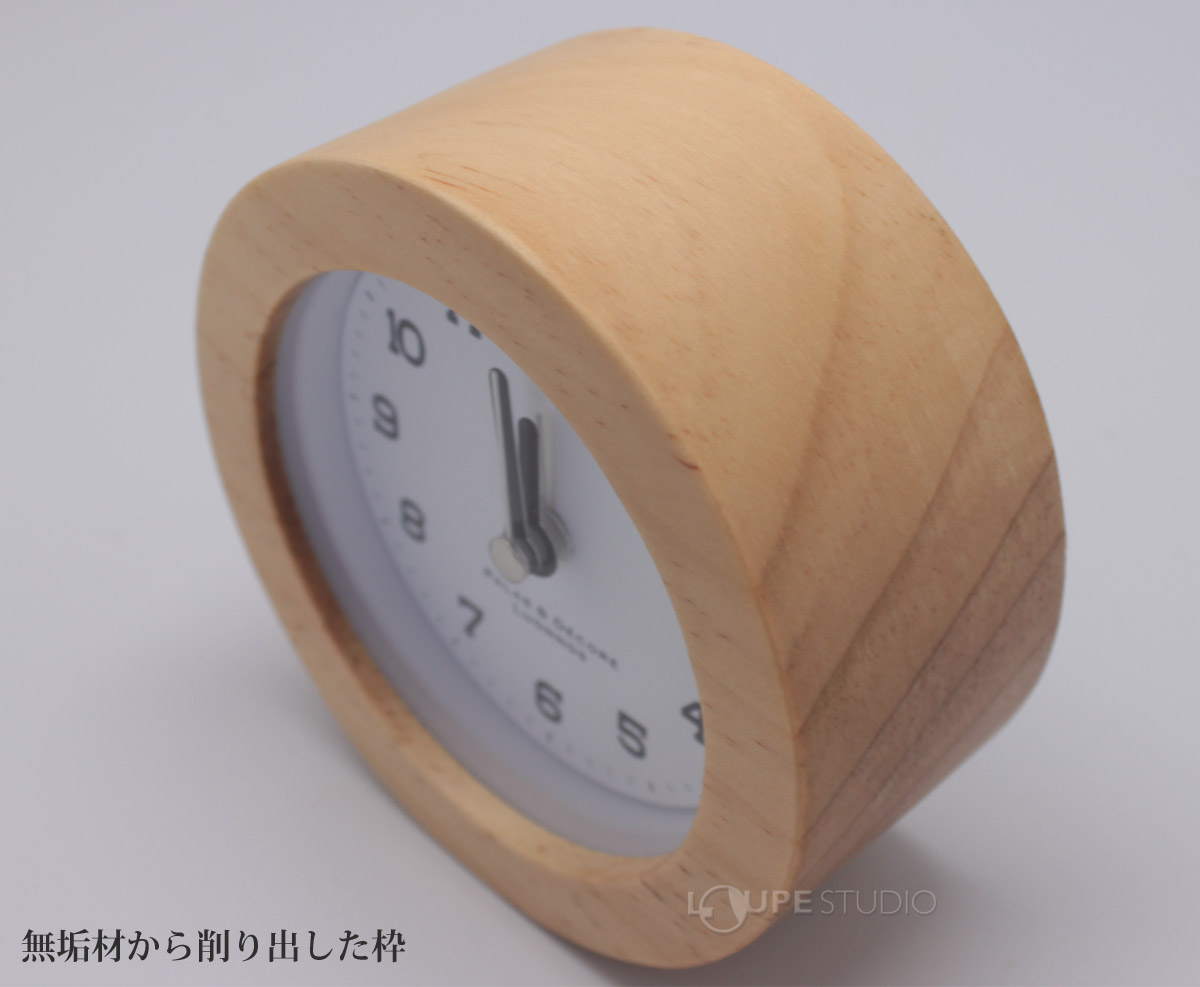 無垢材から削り出した枠