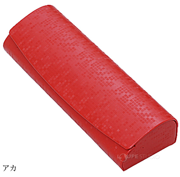 アカ