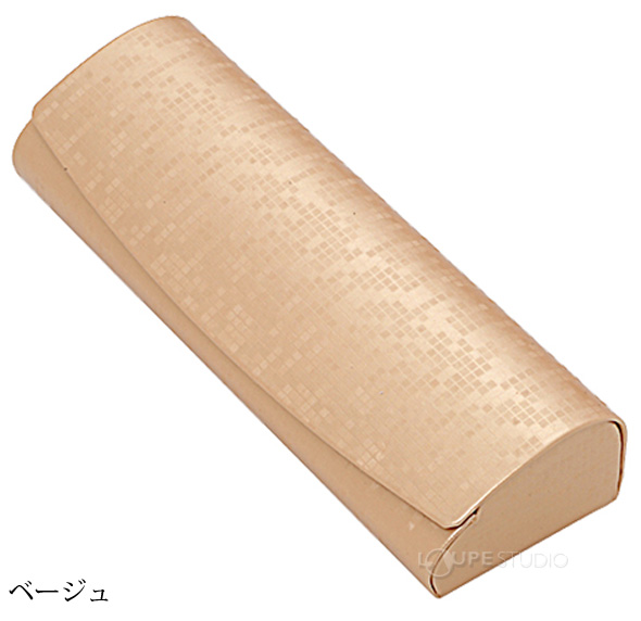 ベージュ