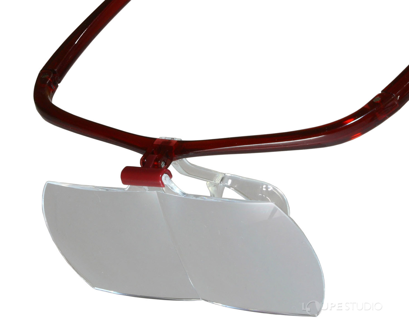 扱いやすい倍率1.6倍(ハードコート仕様)・ワンタッチ跳ね上げ式 