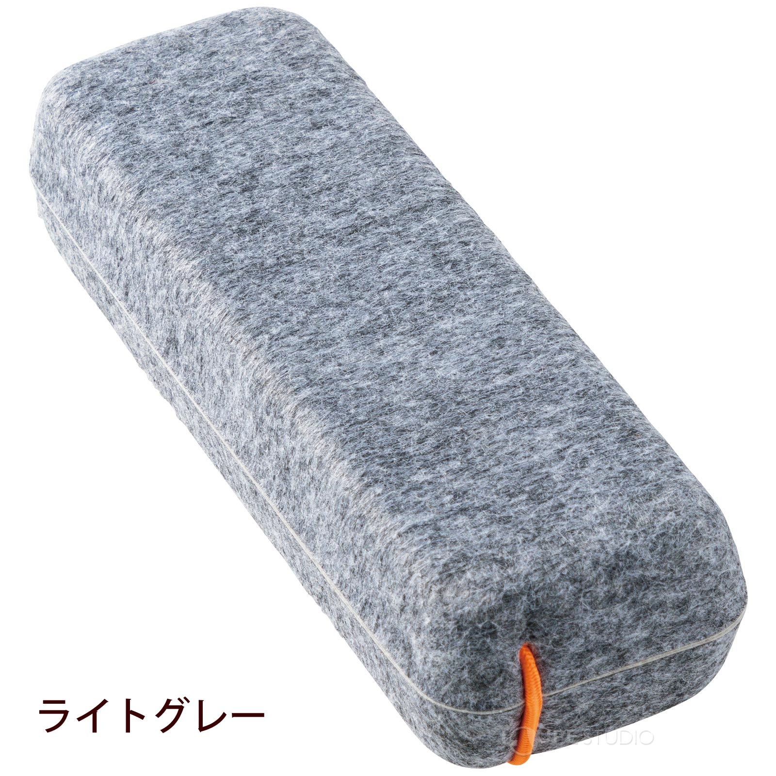 ライトグレー