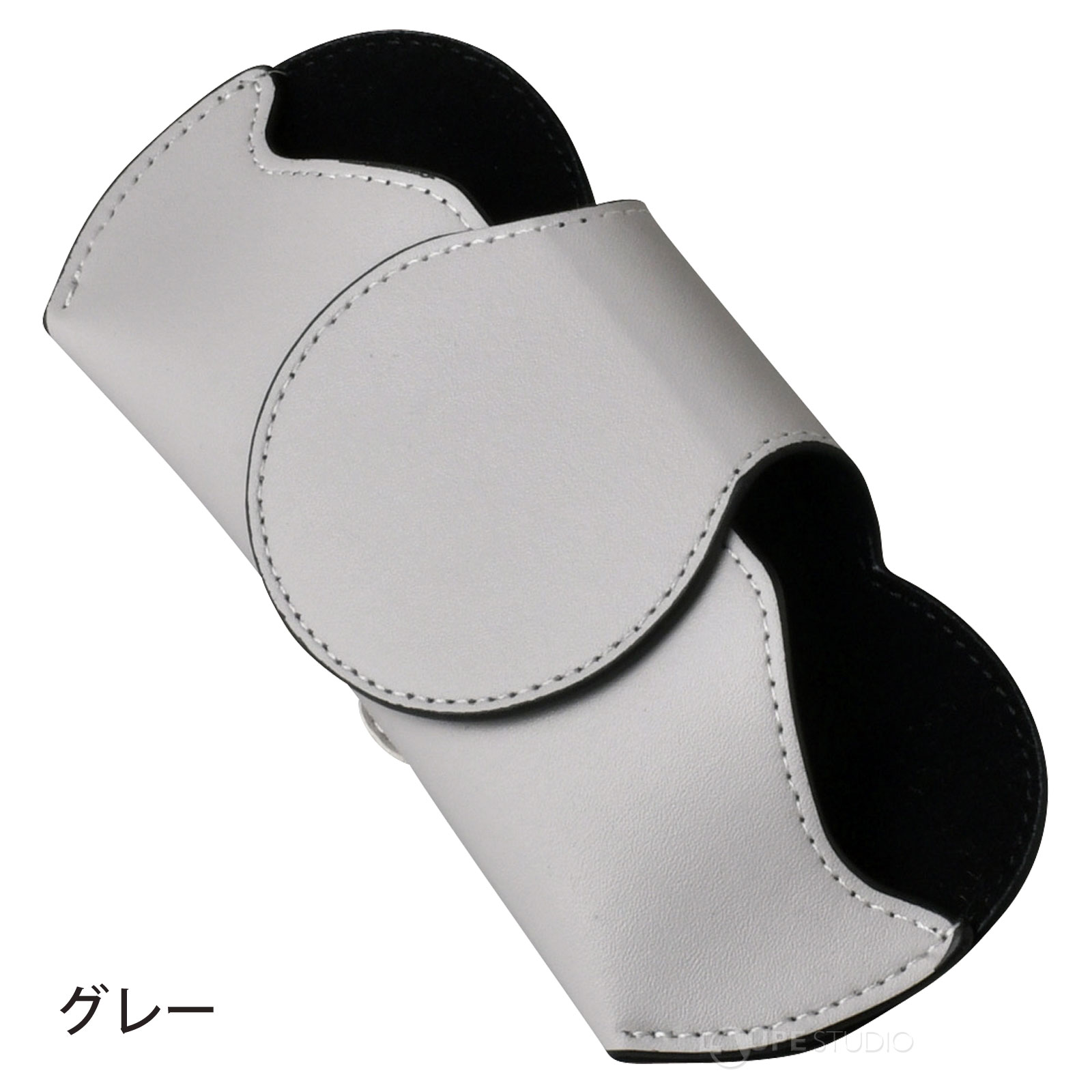 グレー