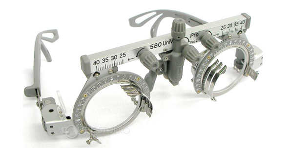 万能トライアルフレーム 試験枠 検眼レンズ 5枚掛け 視力測定 世界最