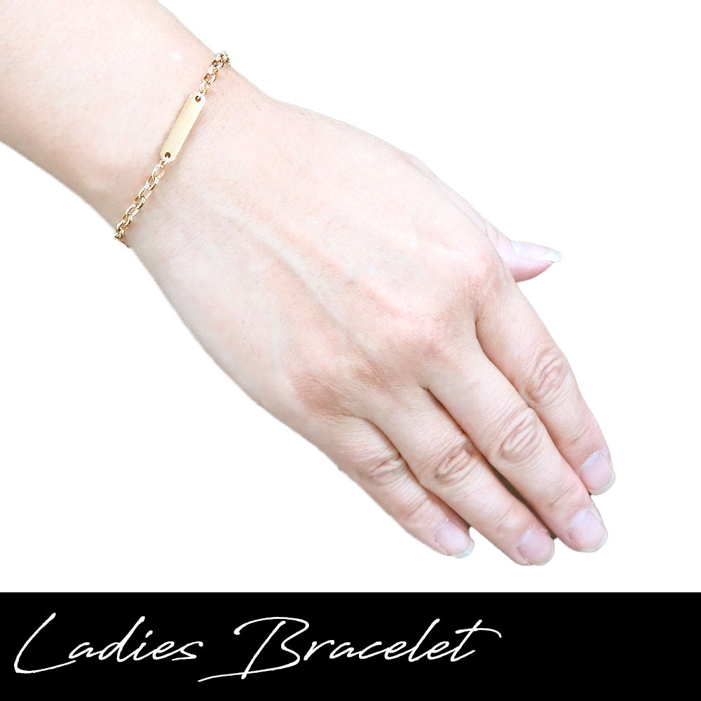 ブレスレット装着-女