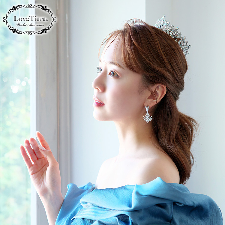 クラウン　ウエディング　ブライダル　結婚式