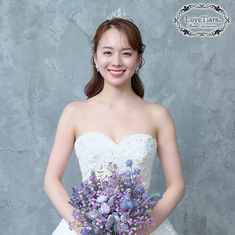 クラウン　ウエディング　ブライダル　結婚式