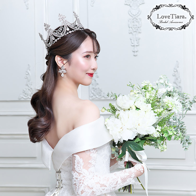 ティアラ　ウエディング　ブライダル　結婚式