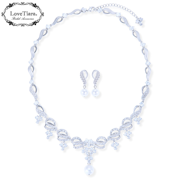 ネックレス　ウエディング　ブライダル　結婚式