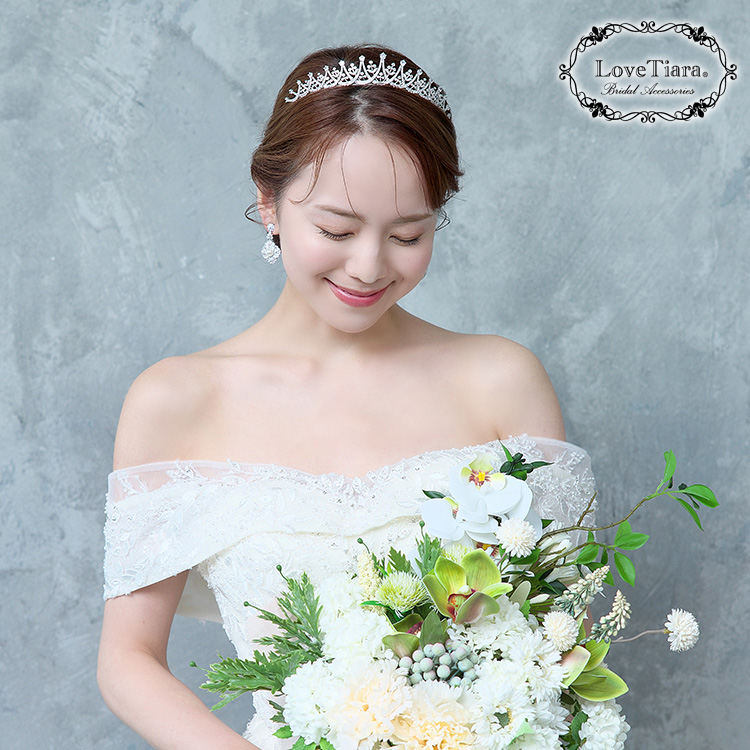 ティアラ　ウエディング　ブライダル　結婚式