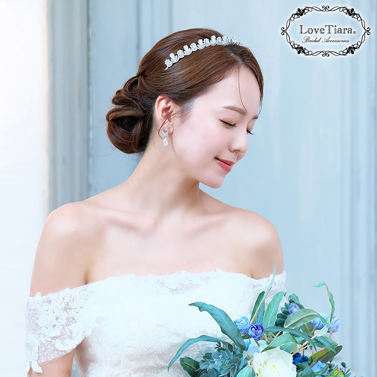 ティアラ　ウエディング　ブライダル　結婚式