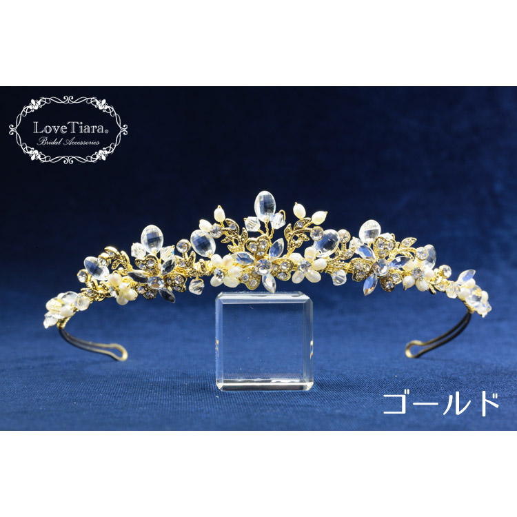 ティアラ　イヤリング　ウエディング　ブライダル　結婚式