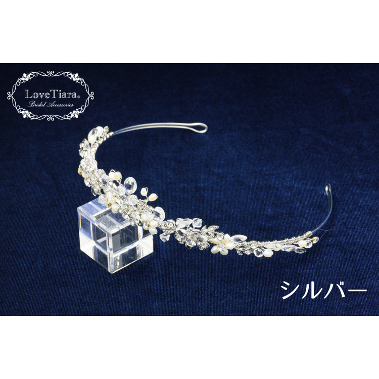 ティアラ　イヤリング　ウエディング　ブライダル　結婚式