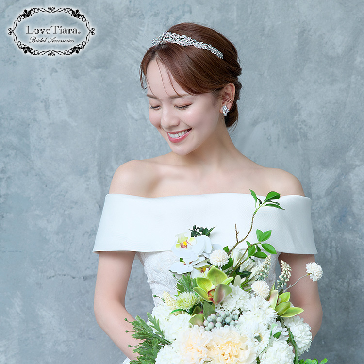 ティアラ　ウエディング　ブライダル　結婚式