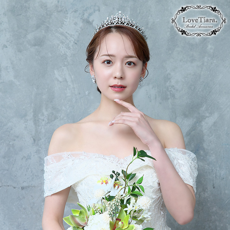 ティアラ　ウエディング　ブライダル　結婚式
