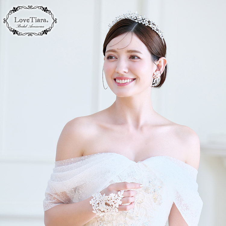 ティアラ　ウエディング　ブライダル　結婚式