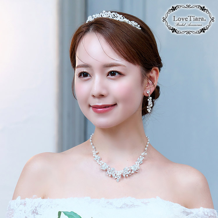 ティアラ　ウエディング　ブライダル　結婚式