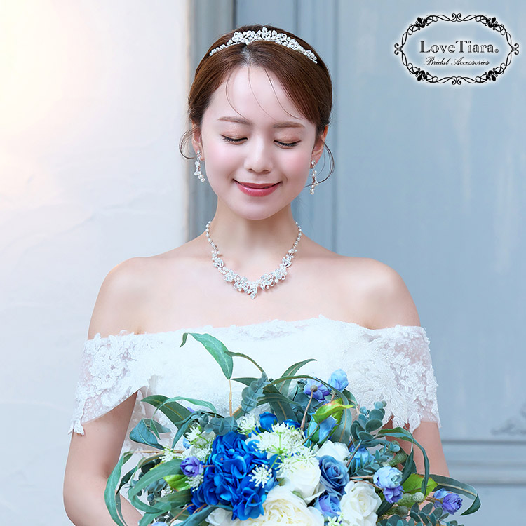 ティアラ　ウエディング　ブライダル　結婚式